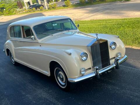 1961 Rolls-Royce Phantom for sale at Gullwing Motor Cars Inc in Astoria NY