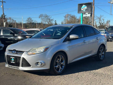 2013 Ford Focus for sale at ALPINE MOTORS in Milwaukie OR