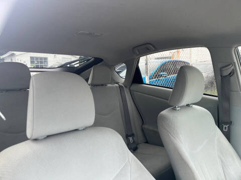 2015 Toyota Prius Four