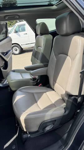2017 Hyundai Santa Fe Limited Ultimate