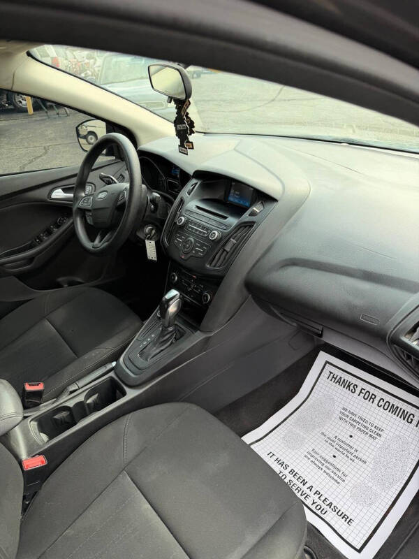 2016 Ford Focus SE