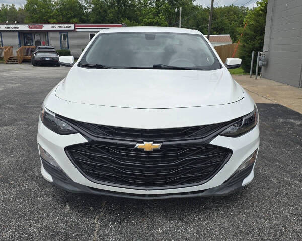 2019 Chevrolet Malibu for sale at Midwest Auto Loans in Davenport, IA