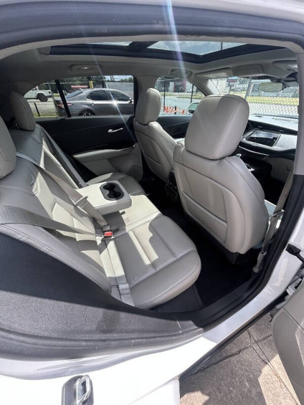 2020 Cadillac XT4 Premium Luxury