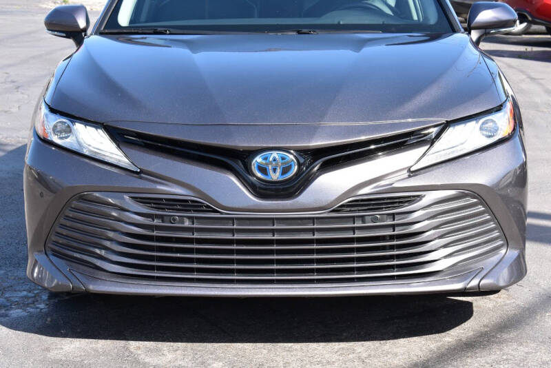 2018 Toyota Camry Hybrid XLE