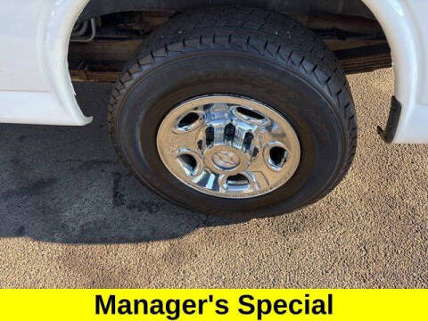 2017 Chevrolet Express LT 3500