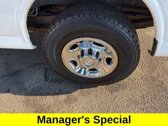 2017 Chevrolet Express LT 3500