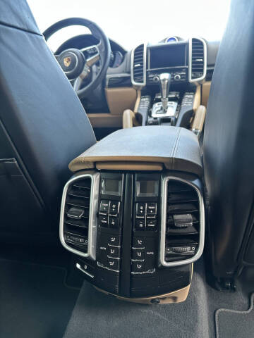 2016 Porsche Cayenne
