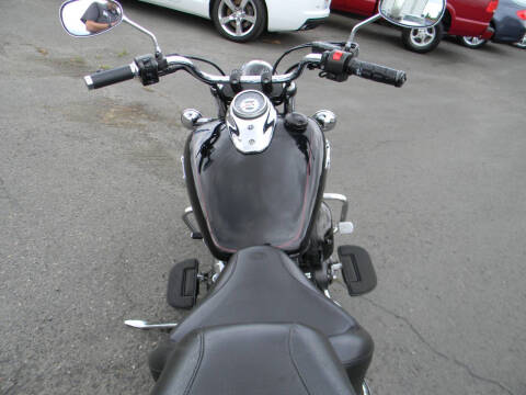 2005 Yamaha V-Star 650 Custom