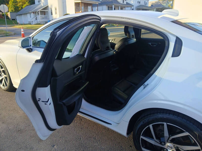 2019 Volvo S60 T6 Momentum