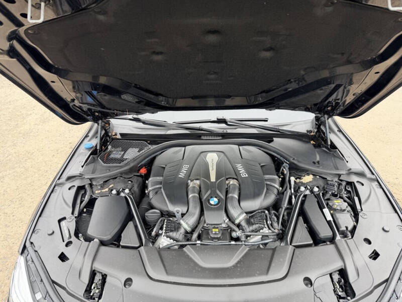 2017 BMW 7 Series 750i