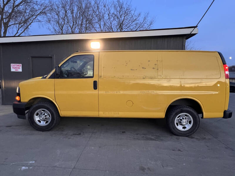 2021 Chevrolet Express 2500