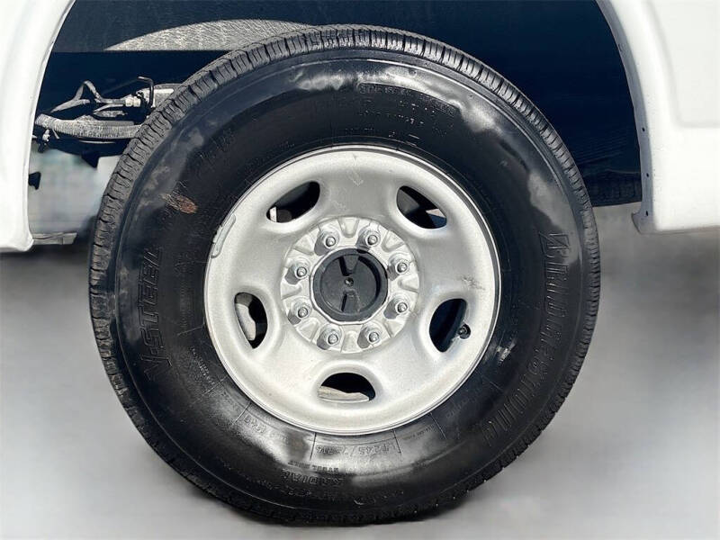 2024 Chevrolet Express 3500