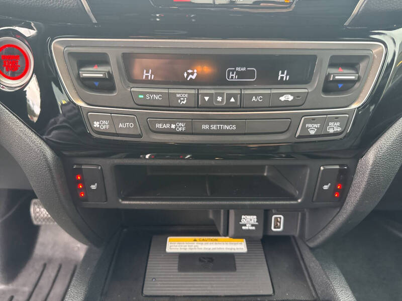 2022 Honda Ridgeline Black Edition