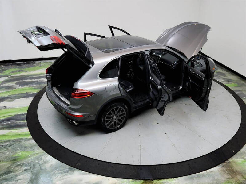 2016 Porsche Cayenne