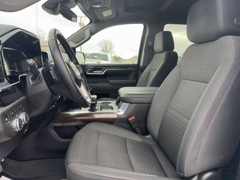 2025 GMC Sierra 1500
