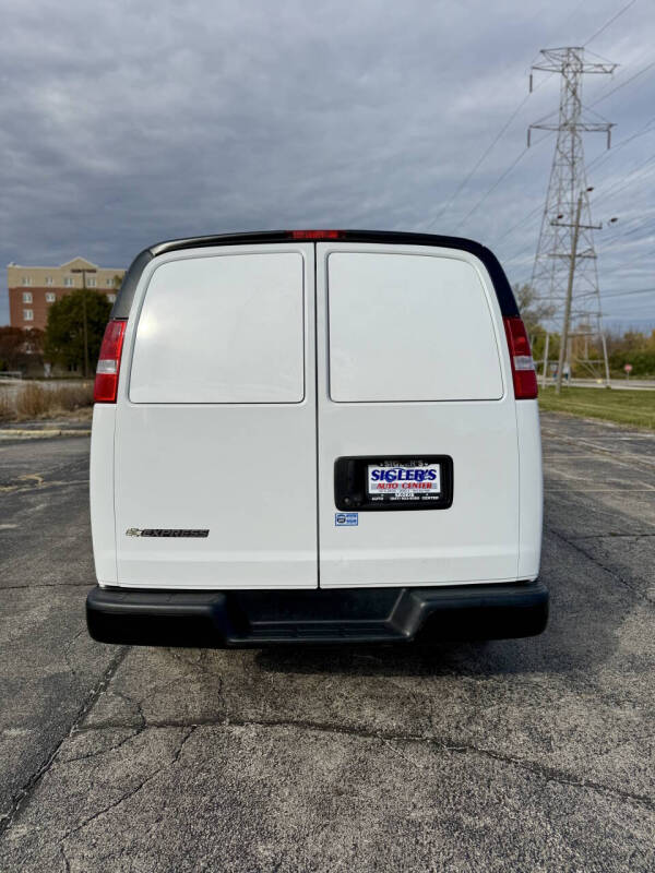 2020 Chevrolet Express 2500