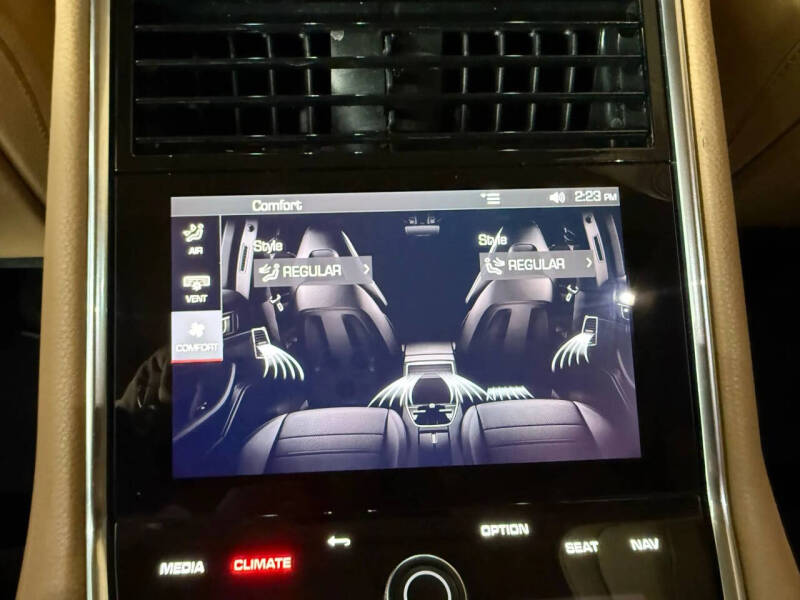 2017 Porsche Panamera