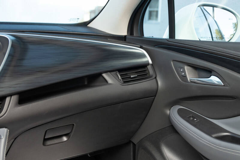 2020 Buick Envision Essence