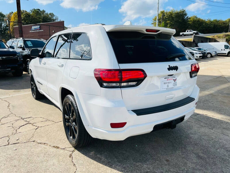 2020 Jeep Grand Cherokee Altitude photo 6