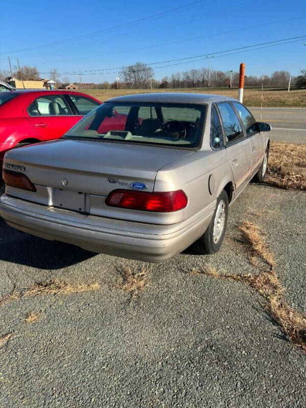 1995 Ford Taurus GL