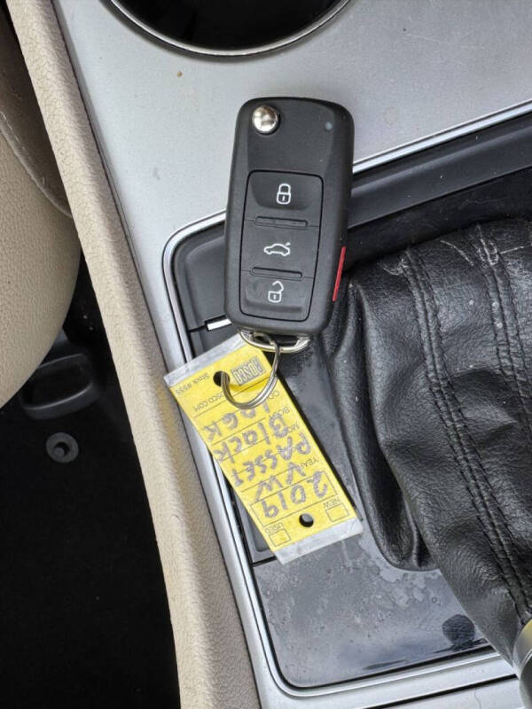 2019 Volkswagen Passat Wolfsburg