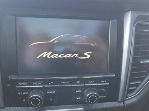 2016 Porsche Macan S