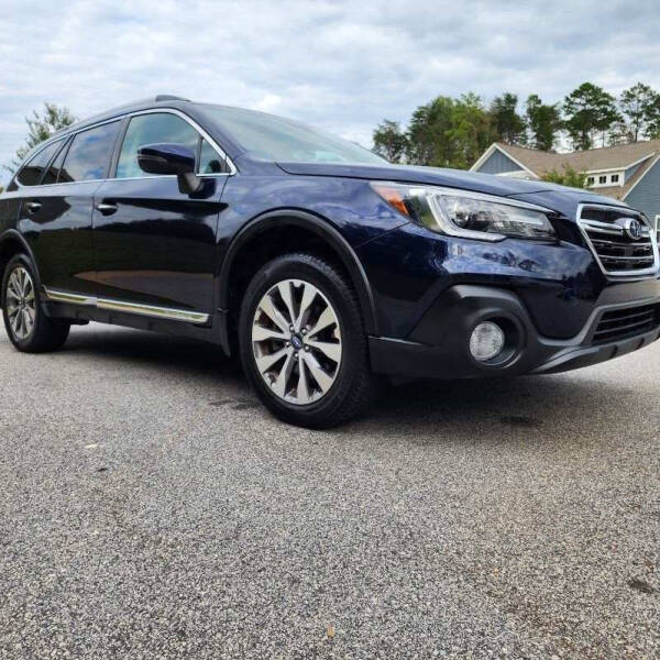 2018 Subaru Outback Touring photo 7