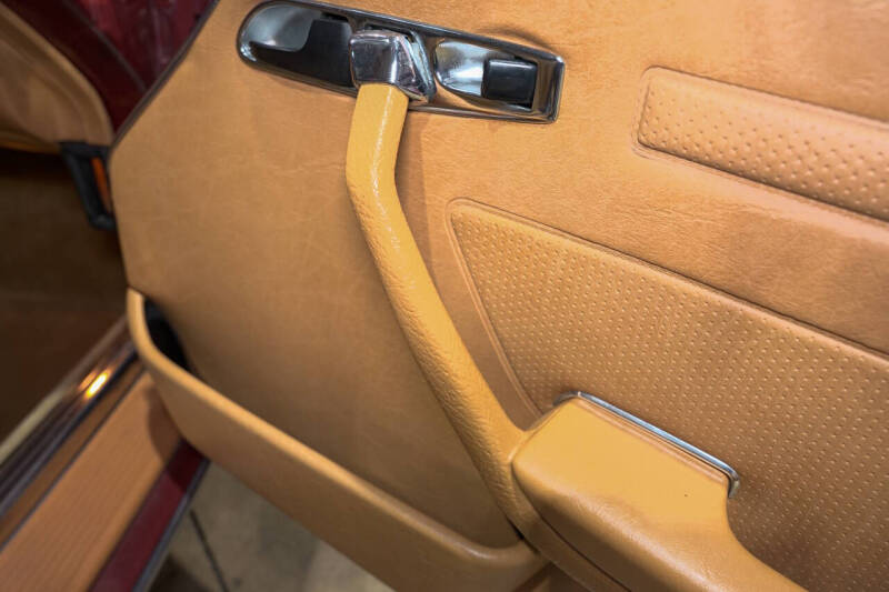 1982 Mercedes-Benz 380-Class 380 SL