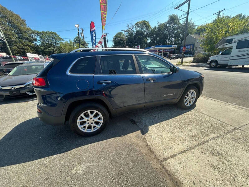 2018 Jeep Cherokee Latitude Plus