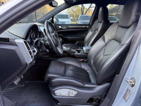 2016 Porsche Cayenne GTS