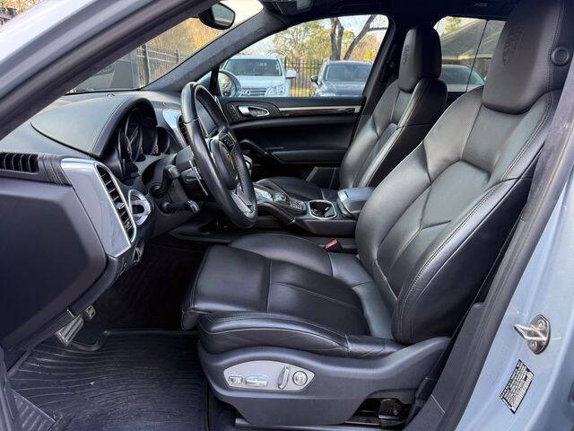 2016 Porsche Cayenne GTS