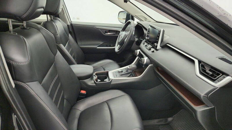 2020 Toyota RAV4 Limited