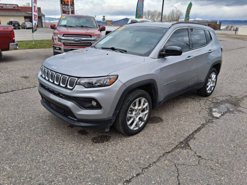 2022 Jeep Compass Latitude Lux