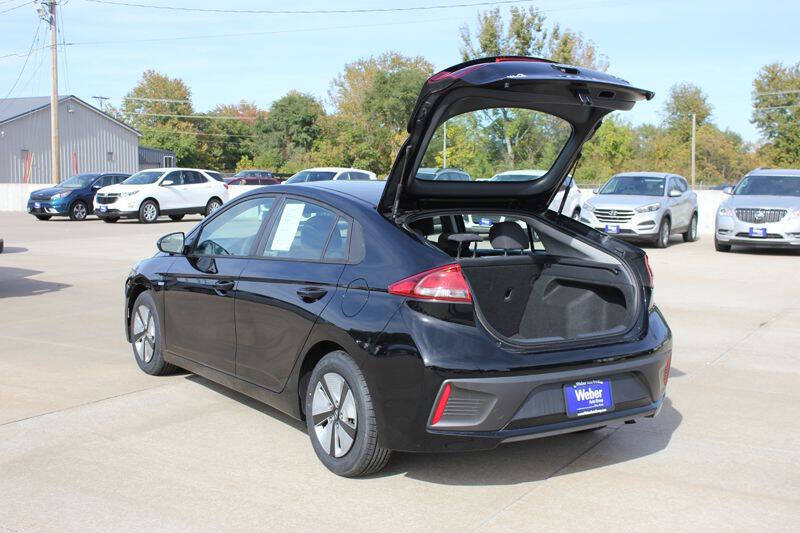 2018 Hyundai Ioniq Hybrid Blue