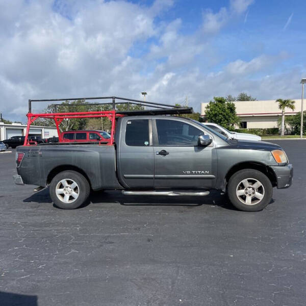 2005 Nissan Titan SE