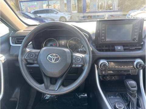 2019 Toyota RAV4 Hybrid XLE