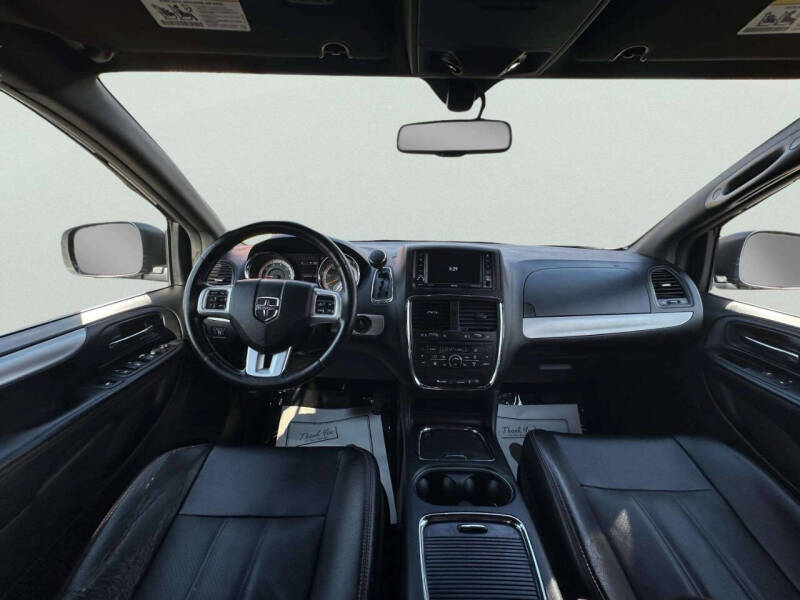 2014 Dodge Grand Caravan R/T
