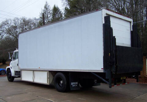 2002 Freightliner FL70