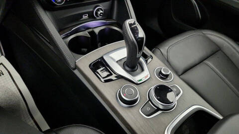 2022 Alfa Romeo Stelvio