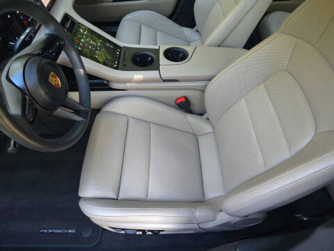 2023 Porsche Taycan 4 Cross Turismo