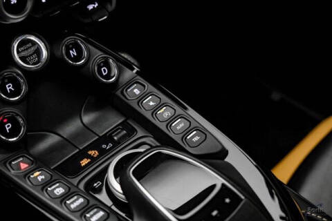 2020 Aston Martin Vantage