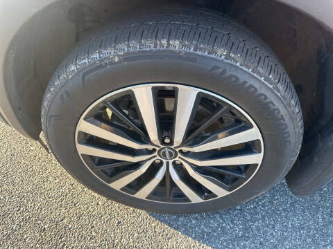 2024 Nissan Pathfinder Platinum