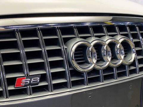 2008 Audi S8 quattro