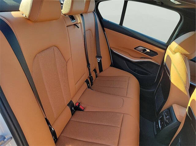 2023 BMW 3 Series 330i