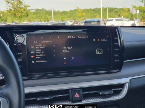 2023 Kia K5