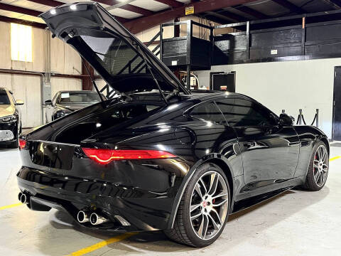 2015 Jaguar F-TYPE R