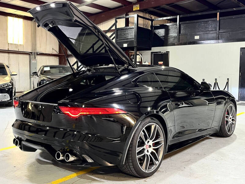 2015 Jaguar F-TYPE R