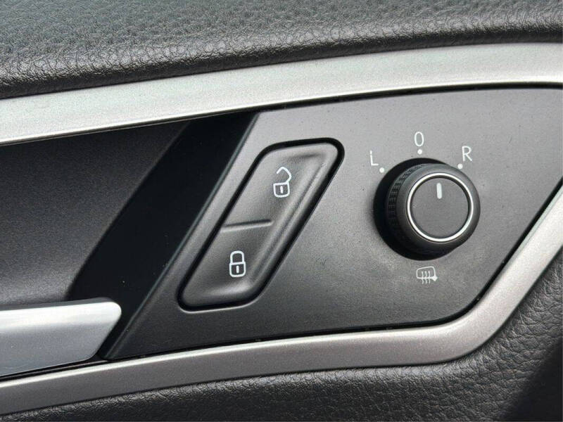2016 Volkswagen e-Golf SE