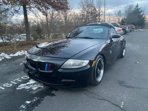 2006 BMW Z4 for sale at Super Bee Auto in Chantilly VA
