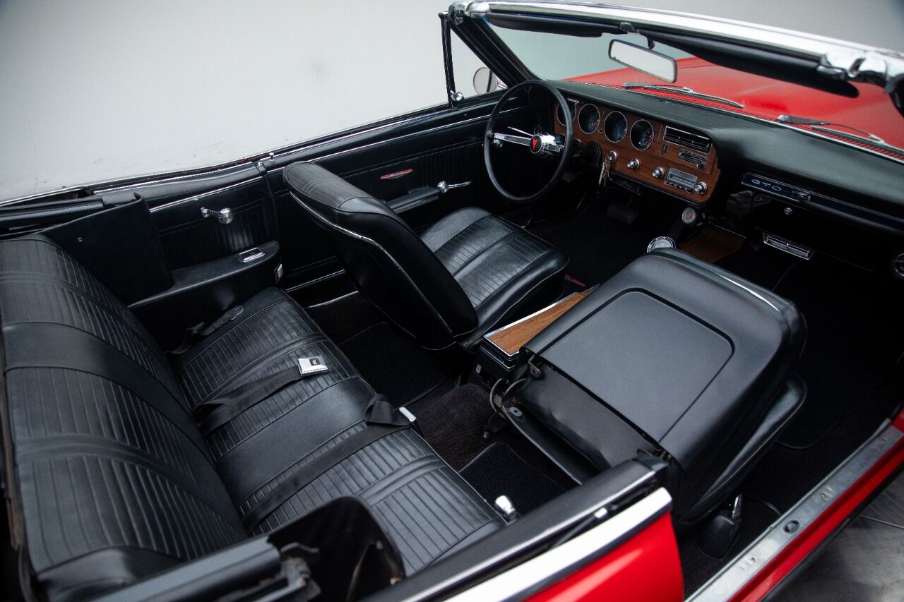 1966 Pontiac GTO 111